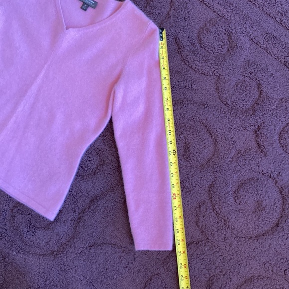 Classiques Entier Cashmere Sweater - Picture 5 of 8